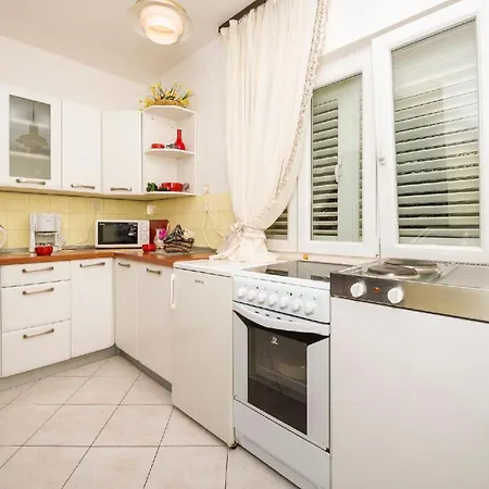 Ferienhaus Fuer 8 Personen Ca 100 Qm In Orebic, Dalmatien Sueddalmatien Orebić