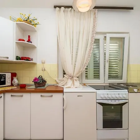 Ferienhaus Ferienhaus Fuer 8 Personen Ca 100 Qm In Orebic, Dalmatien Sueddalmatien Orebić