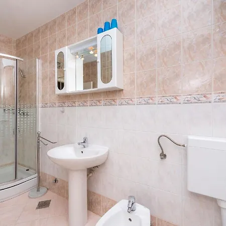 Ferienhaus Fuer 8 Personen Ca 100 Qm In Orebic, Dalmatien Sueddalmatien Prázdninový dům Orebić